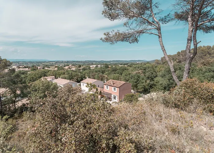 Hébergement de vacances Petit Paradis Garrigue *