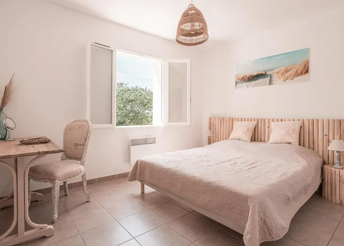 Hébergement de vacances Petit Paradis Garrigue *